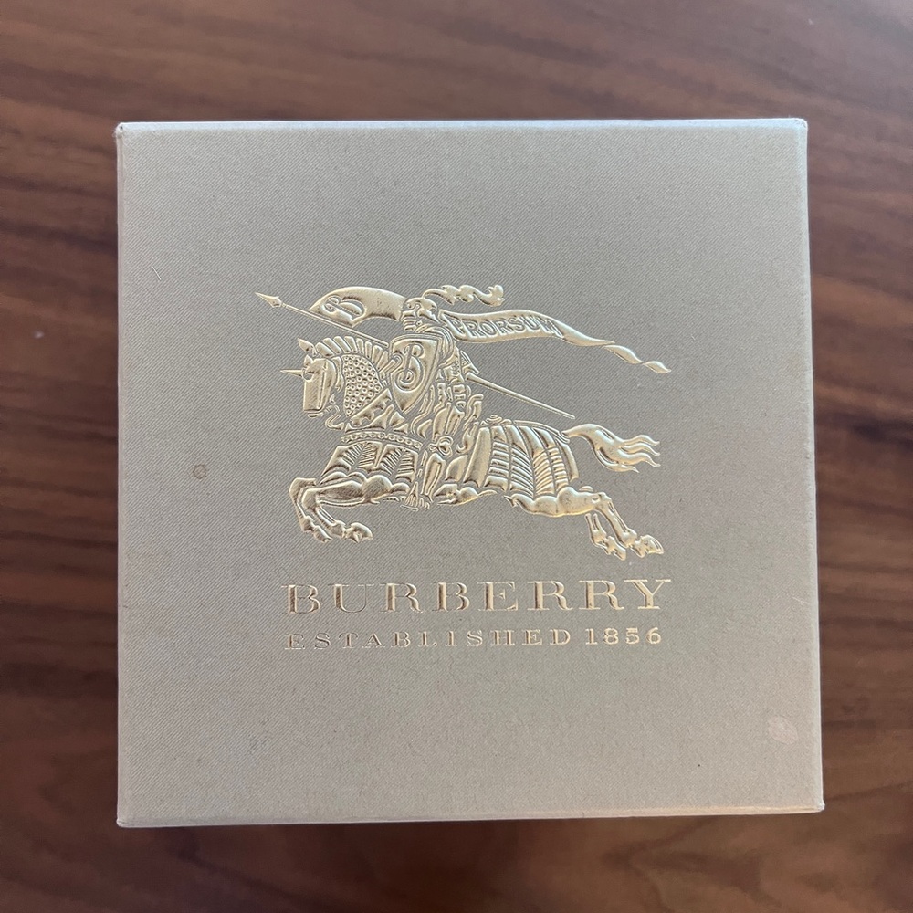 Burberry Watch - Picture 3 of 8